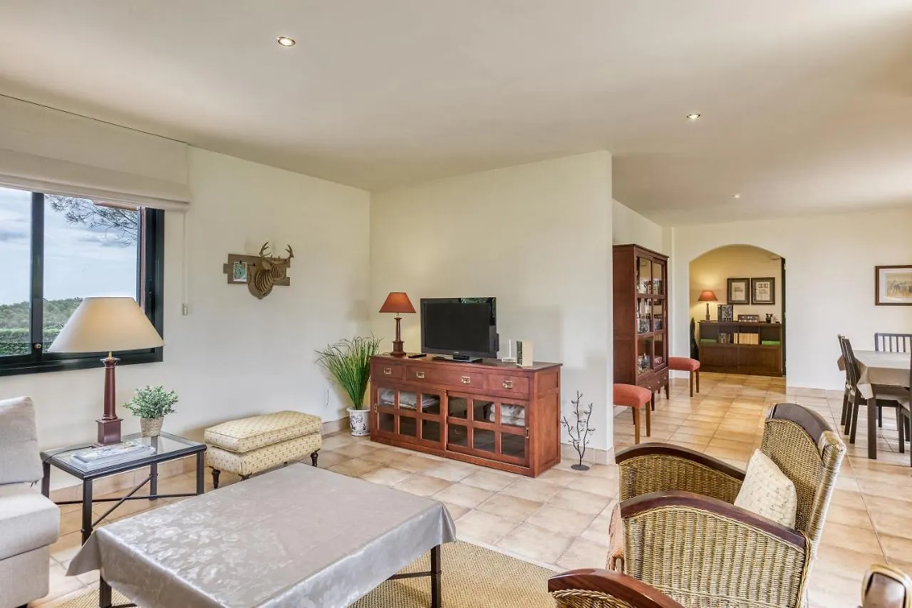 Josi Villa Navata Spain